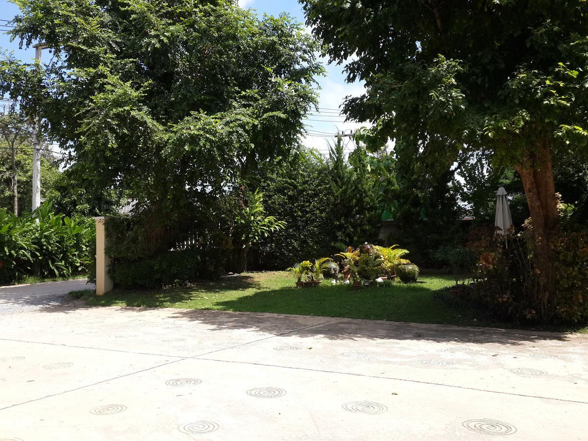 Garden Corner Resort & Hotel Phitsanulok Dış mekan fotoğraf